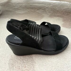 Skechers Rumblers Sci Fi Black Wedge Sandals size 8.5 New without tags
